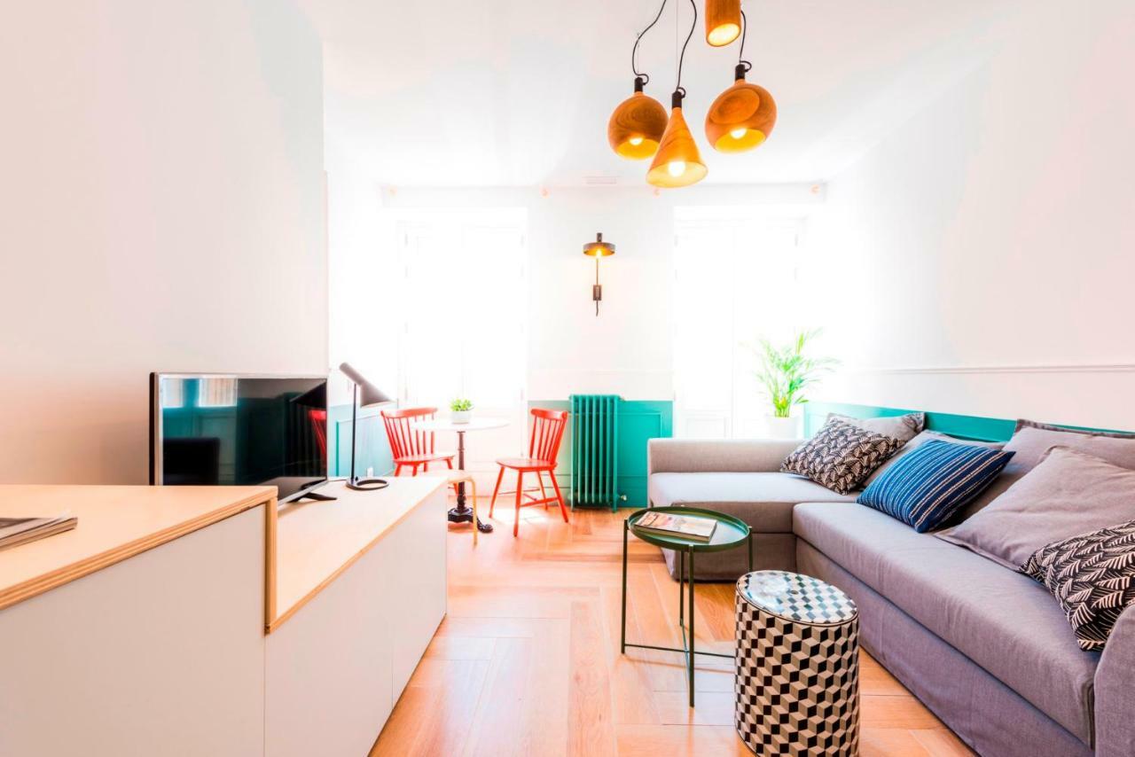 Be Mate Gran Via Suites Madrid Extérieur photo