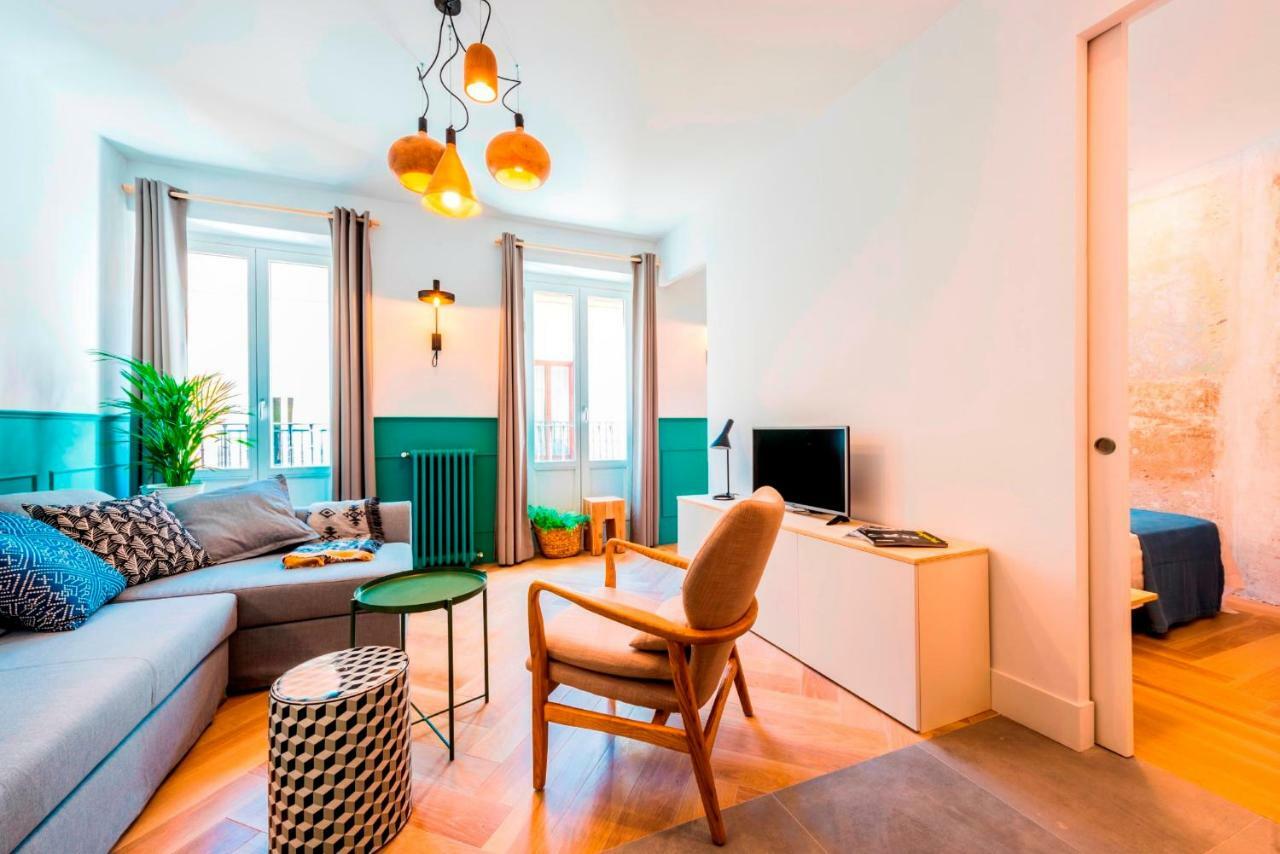 Be Mate Gran Via Suites Madrid Extérieur photo