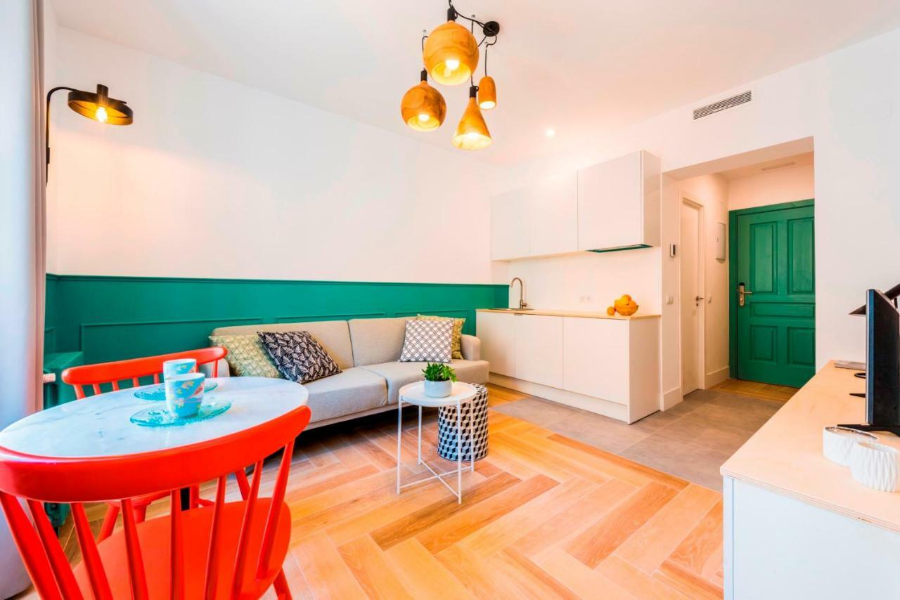 Be Mate Gran Via Suites Madrid Extérieur photo