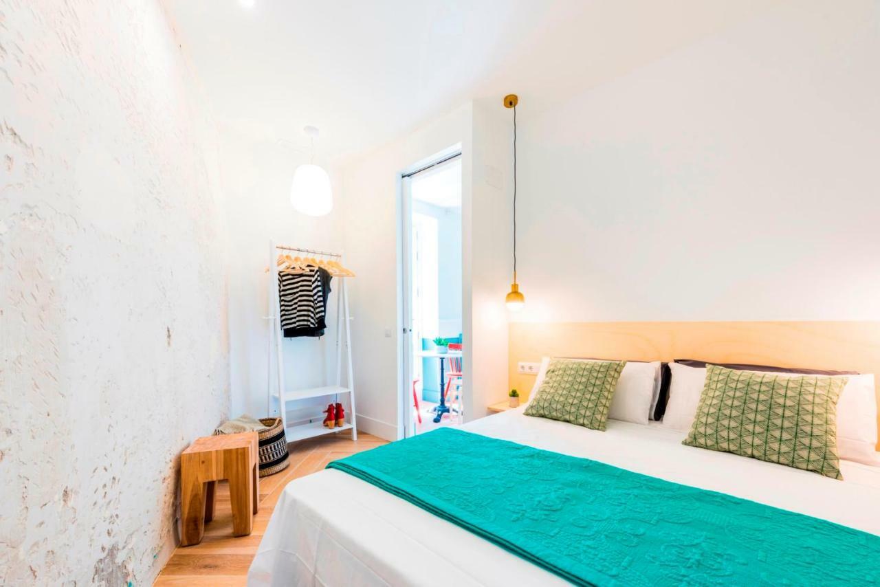 Be Mate Gran Via Suites Madrid Extérieur photo