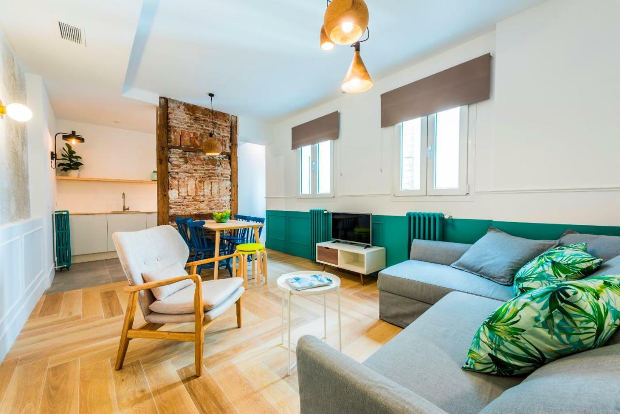 Be Mate Gran Via Suites Madrid Extérieur photo